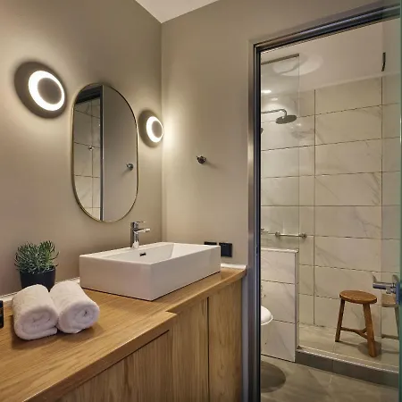 Appartement Oceanis With Private Heated Pools And Sea View, By Zantewize Kypseli